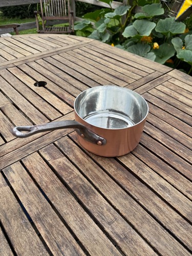 Heavy copper pot vintage - heavy,